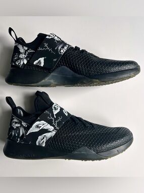 NIKE Air Zoom (AA3590-001) ‘Strong Floral’ Training Shoes-Women’s Size 8